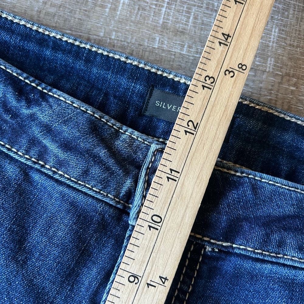 Silver Jeans Boyfriend Mid Rise Slim Leg Size 20 W Length 29.5 Luxe Stretch NEW - Picture 14 of 16